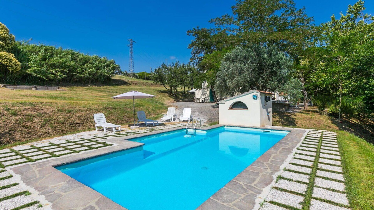 Rosignano Marittimo Villa | Lovely apartment in villa for 10 guests with pool, TV and pets allowed