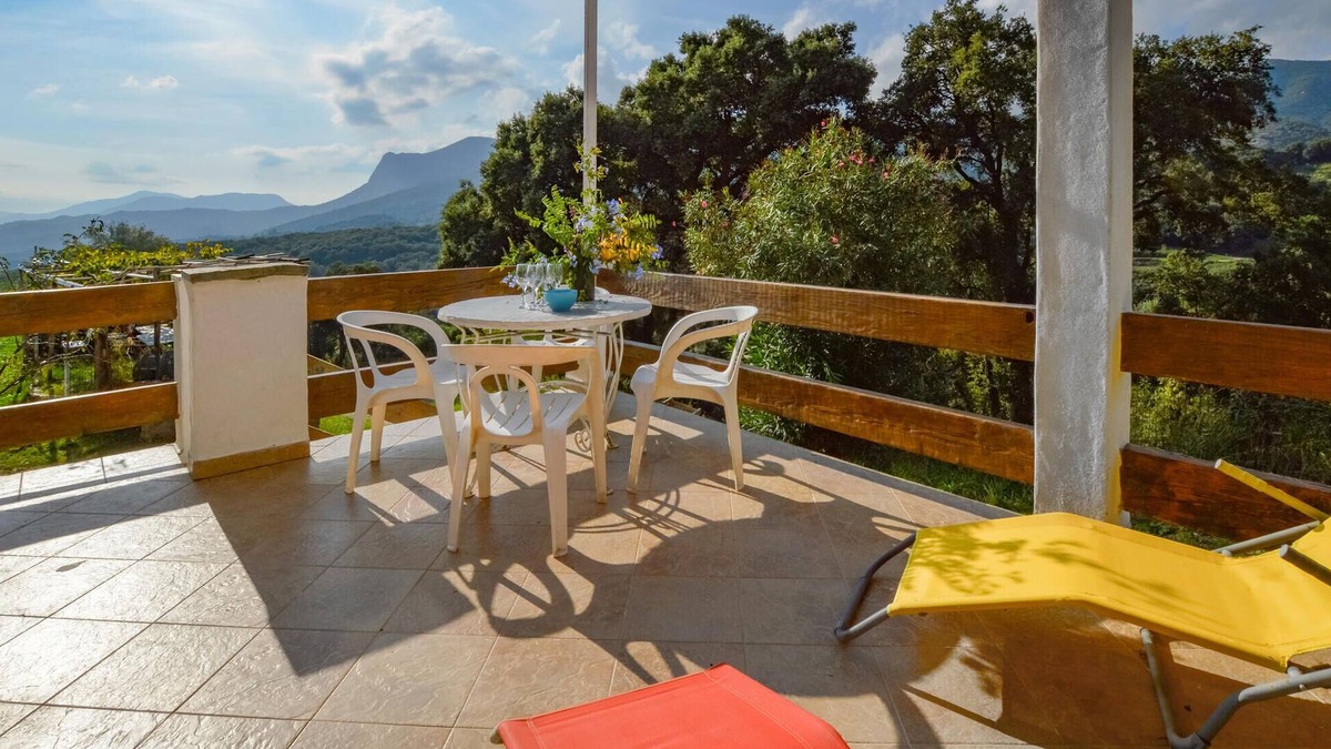 Sarrola-Carcopino Apartment | Lovely apartment in Sarrola Carcopino