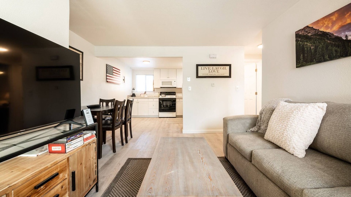 Cimarron Hills Condo | ◆ Lovely Apartment! Dog friendly - Sleeps 4 ◆