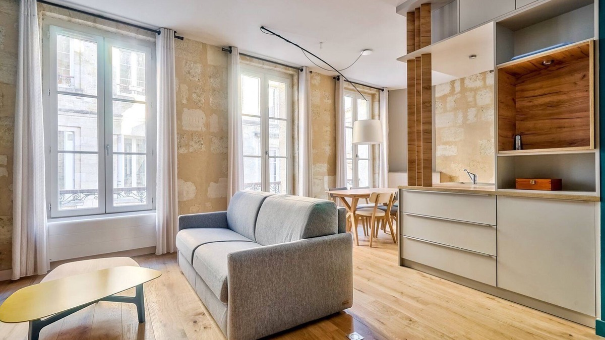 Saint-Michel Apartment | Lovely apartment central Bordeaux