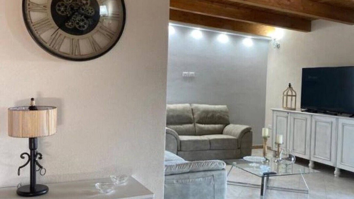 Ciro Marina Apartment | Lovely apartment equipped with all comforts with free parking
