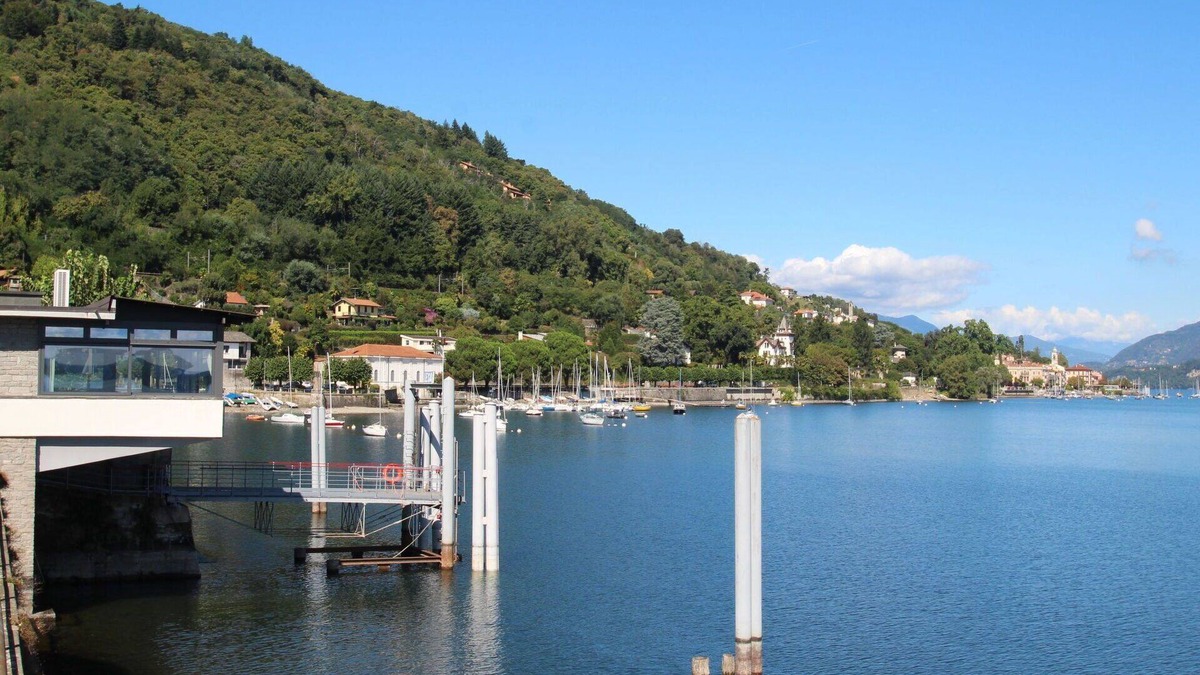 Lesa Apartment | Lovely apartment for 3 guests with WIFI, A/C, TV, patio and pets allowed