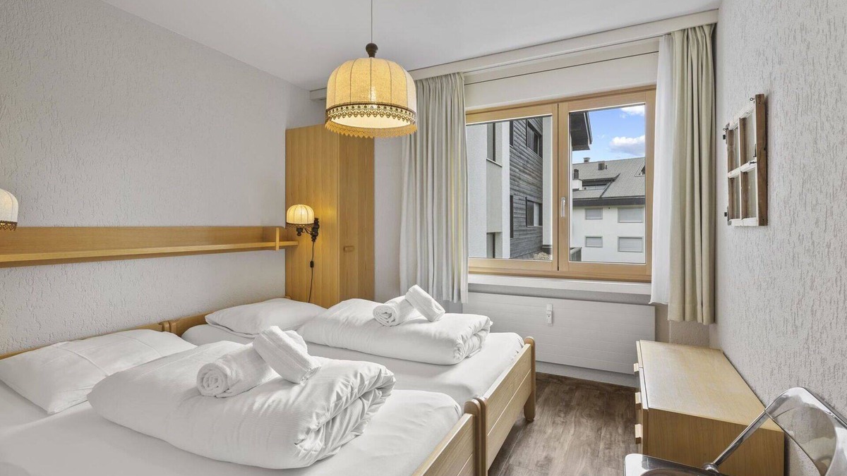Parpan Apartment | Lovely apartment for 4 guests with WIFI, TV, balcony and pets allowed