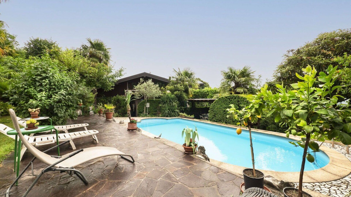 Vito d'Asio Apartment | Lovely apartment for 4 guests with WIFI, pool, A/C, TV, patio and pets allowed