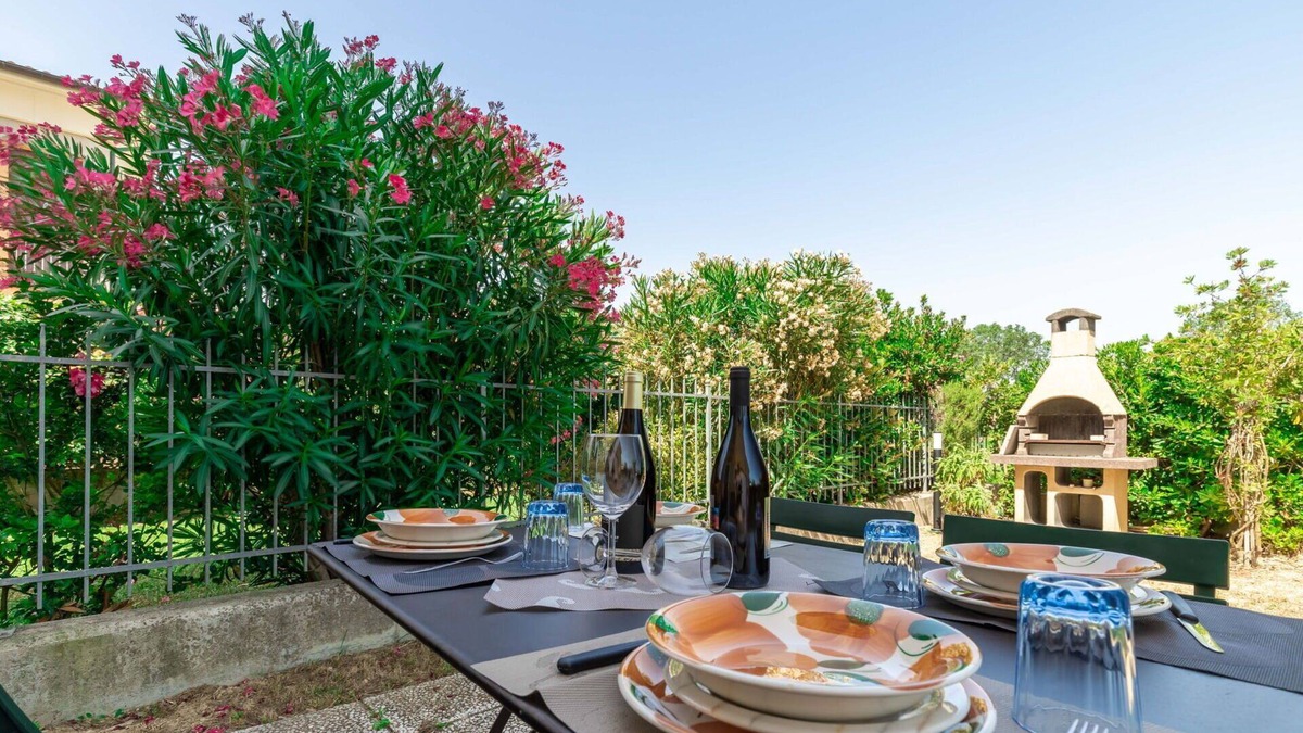 Loreto Apartment | Lovely apartment for 4 guests with WIFI, TV and patio, close to Porto Recanati