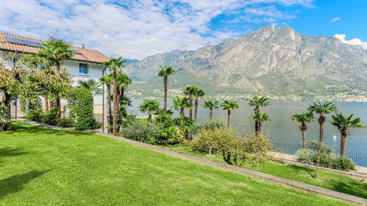 Claino Con Osteno Apartment | Lovely apartment for 4 people with WIFI, TV and balcony