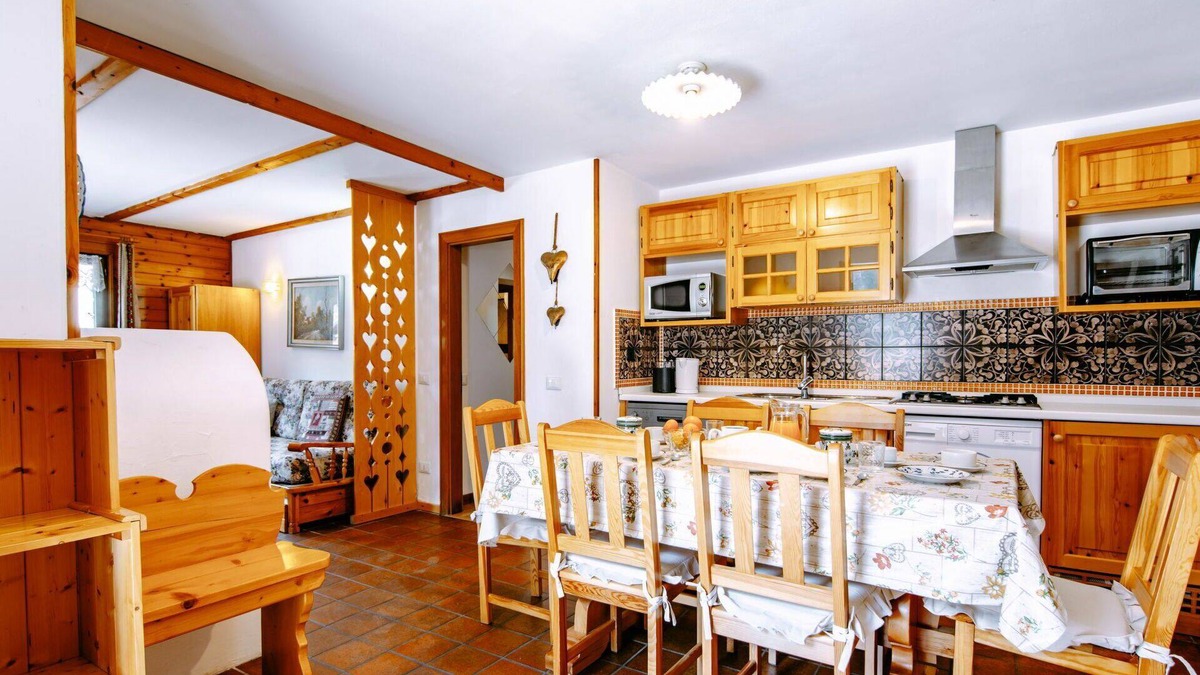 Penia Apartment | Lovely apartment for 6 people with TV and pets allowed