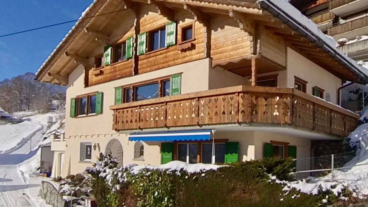 Pany Apartment | Lovely apartment for 9 guests with pool, WIFI, TV, balcony and parking
