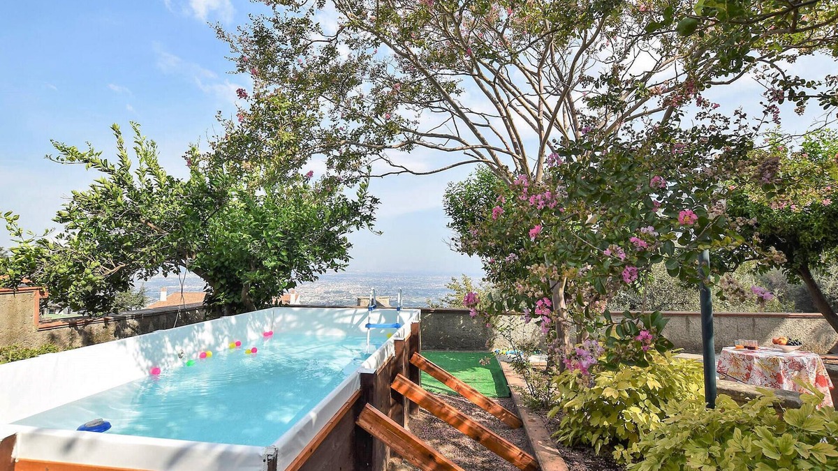 Piazza Roma Apartment | Lovely apartment in Lettere -NA-