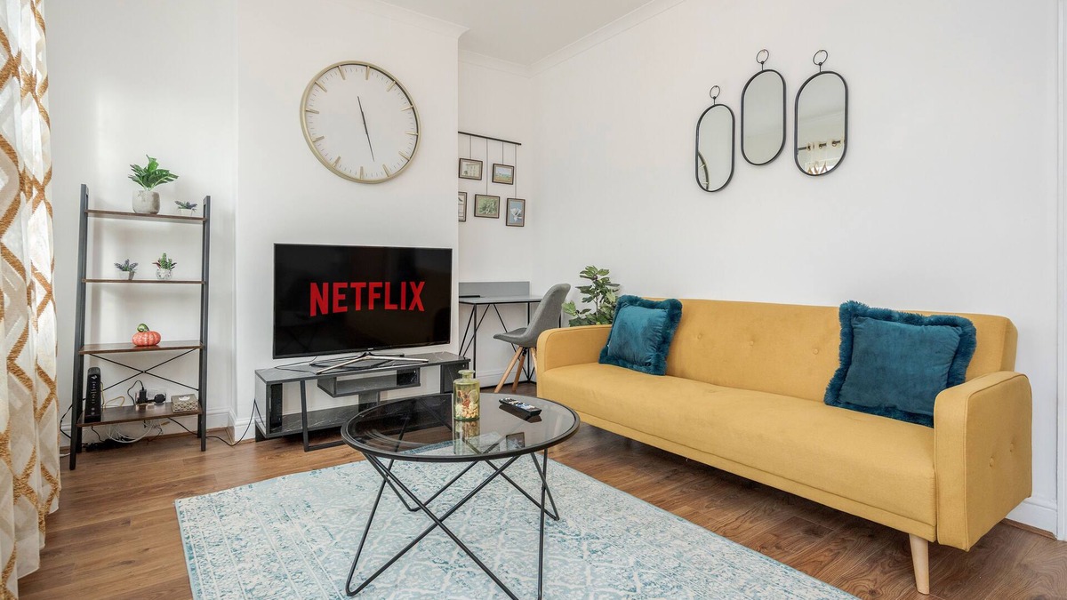 Lea Bridge Apartment | Lovely Apartment in London -