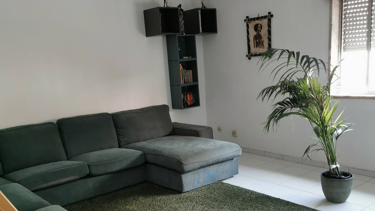 Sacavem Apartment | Lovely Apartment - Near Lisbon Airport. 10 mins Drive from Lisbon Airport.