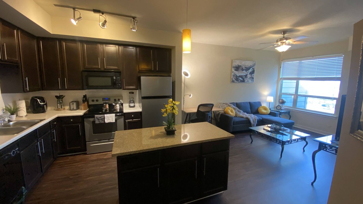 Cardinal Heights Apartment | Lovely Apartment Unit Near Hospitals