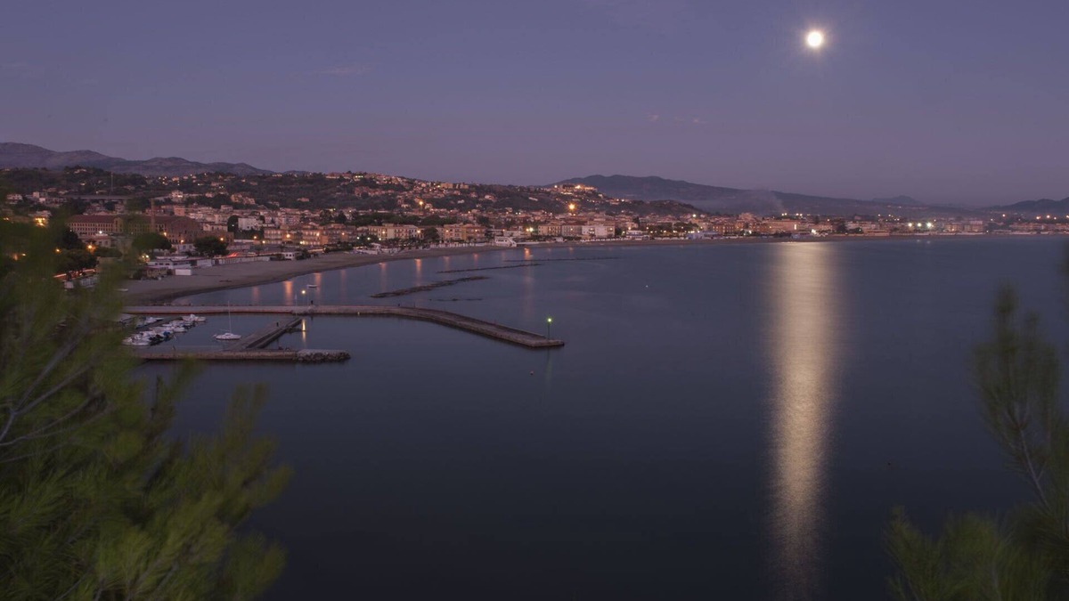 Minturno Apartment | Lovely apt in private villa