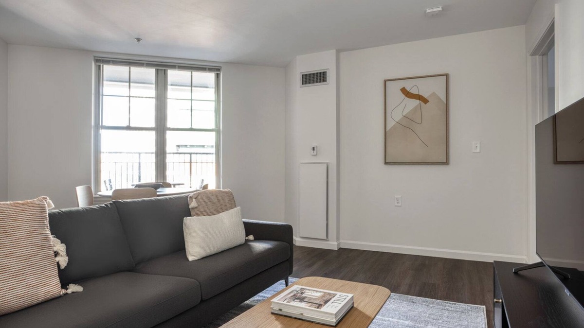 Mid-Cambridge Apartment | Lovely Central Square 2BR w/Gym, nr T, by Blueground