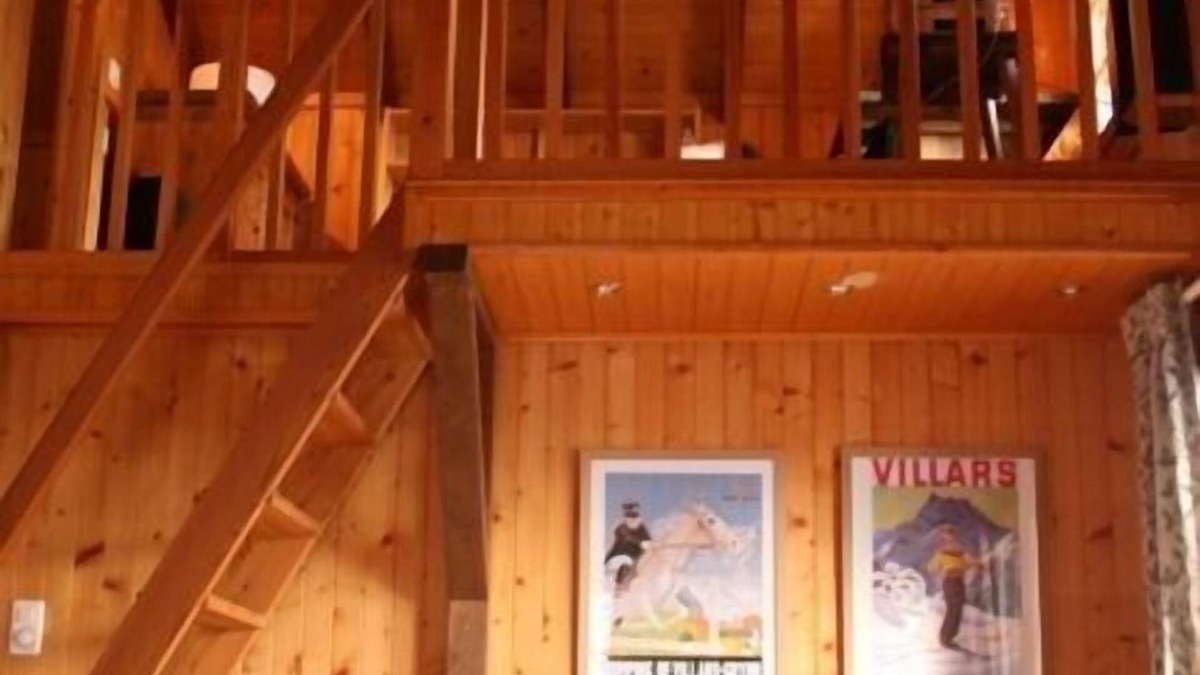 Barboleusaz House | Lovely chalet in the middle of the Swiss Alps