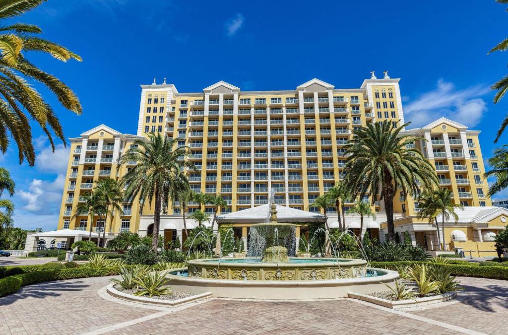 Key Biscayne House | Lovely Deluxe Unit Located at Ritz Carlton - Key Biscayne!