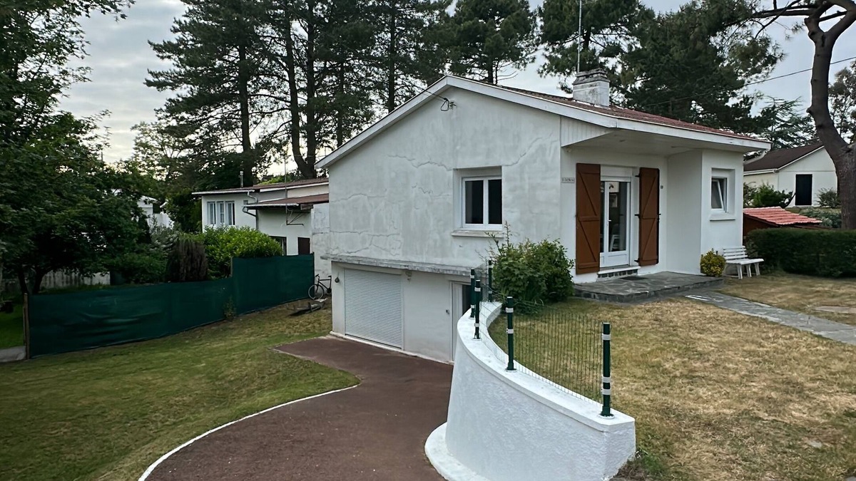 Stella-Plage House | Lovely family home between dunes and forest close to town center & sea