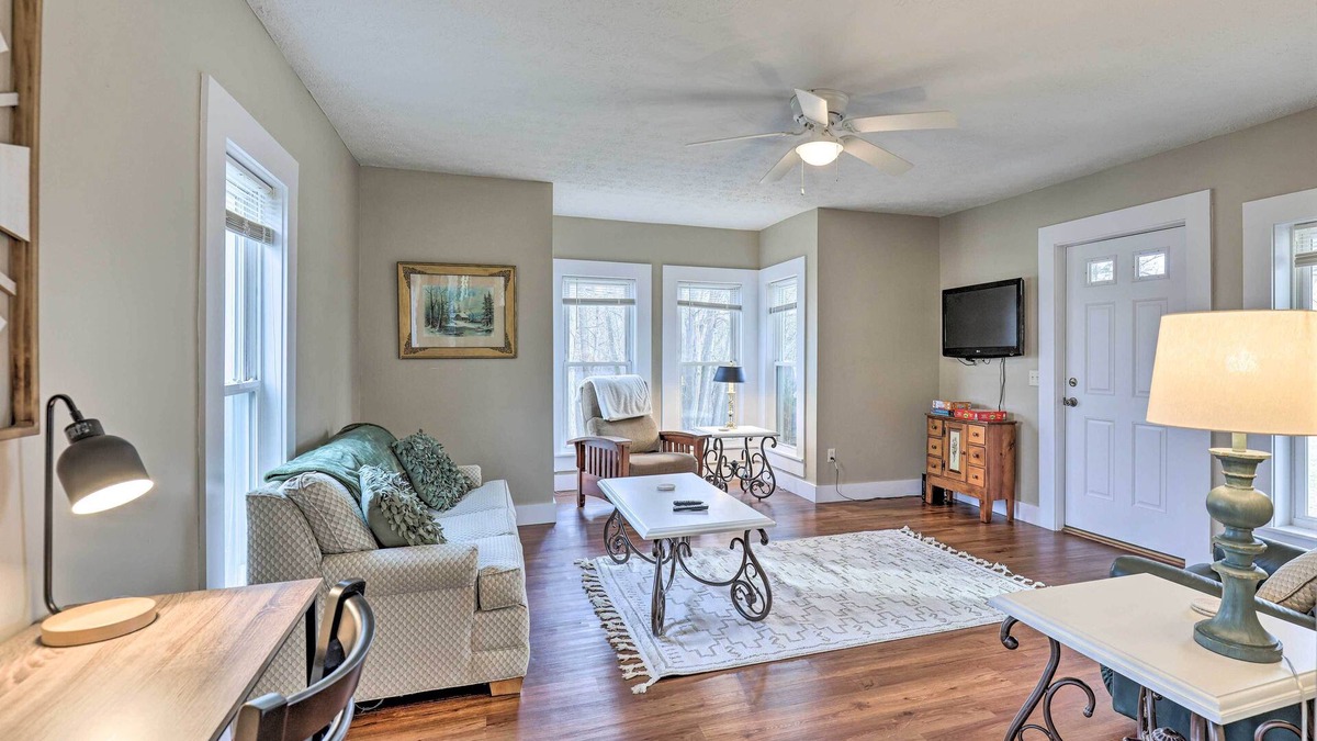 Himrod House | Lovely Finger Lakes Vacation Home Near Seneca Lake