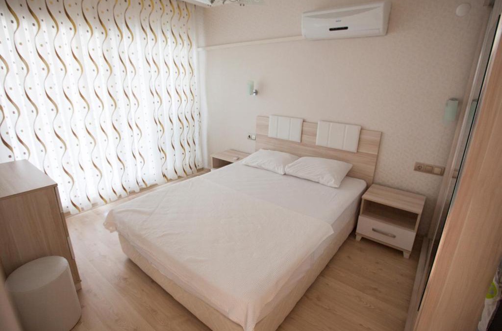 Akbuk Apartment | Lovely Flat in Didim with Shared Pool Sauna Gym