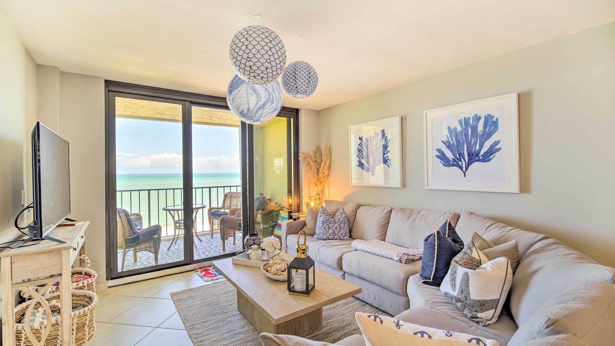 Fort Pierce Shores Condo | Lovely Fort Pierce Condo, Walk to Beach!