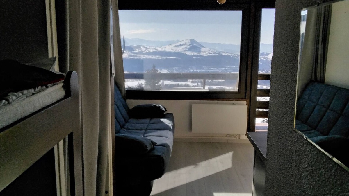 Saint-Michel-de-Chaillol Apartment | Lovely studio with mountain view