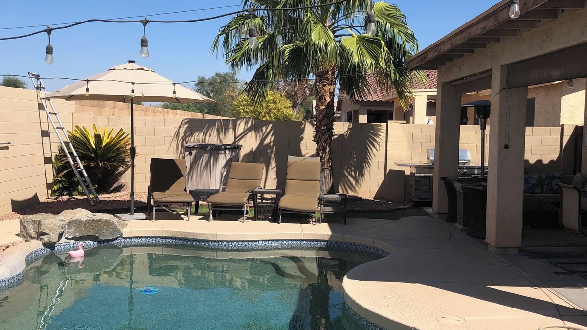 Garden Lakes House | Lovely Garden Lakes, heated pool & Spa! Special monthly rate and New carpets!