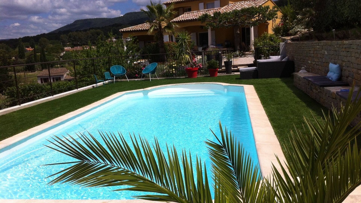 Evenos Villa | Lovely ground villa 3 * independent swimming pool, made safe, large garden