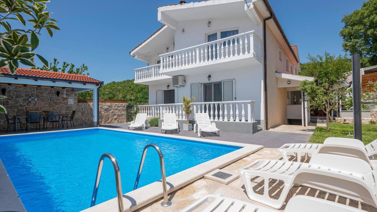 Imotski House | Lovely home in Glavina Donja with WiFi