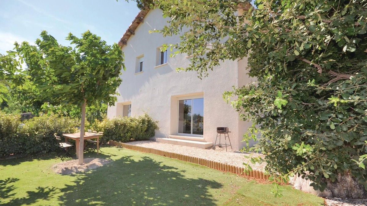 Le Sambuc House | Lovely home in Le Sambuc