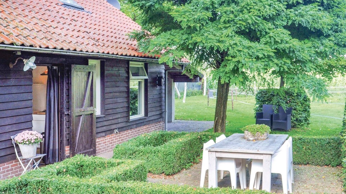 Leende House | Lovely home in Leende with WiFi
