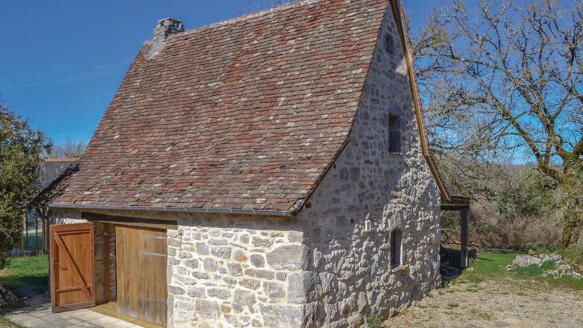 Padirac House | Lovely home in Padirac with WiFi