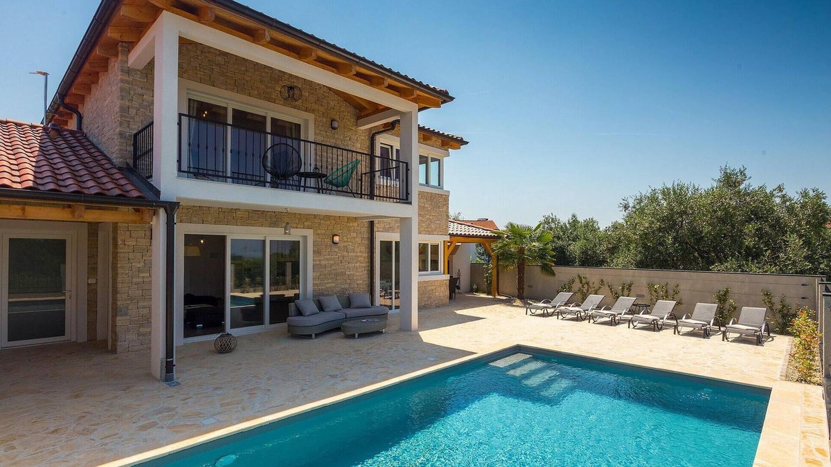 Rosini House | Lovely home in Porec with sauna