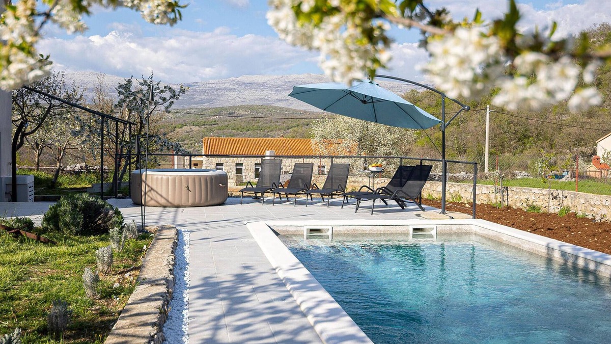 Muc House | Lovely home in Ramljane