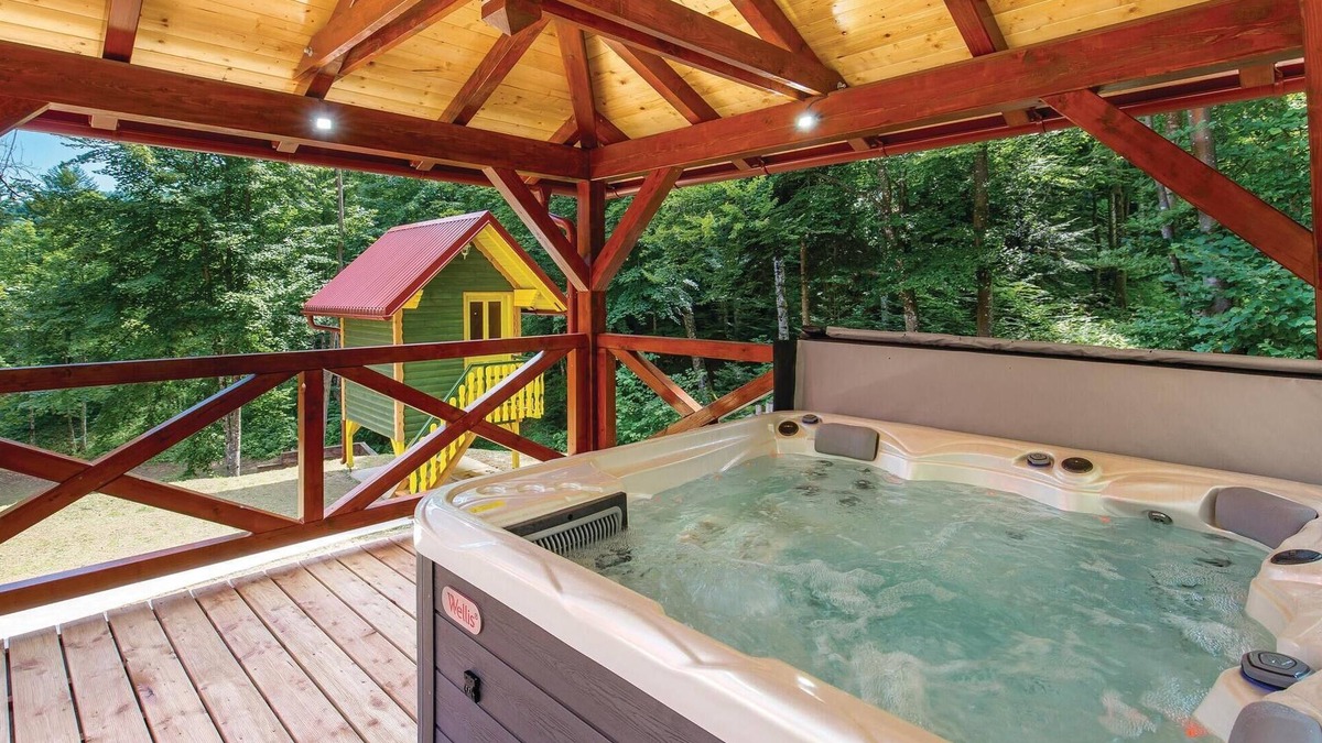 Presika House | Lovely home in Vrbovsko with kitchen