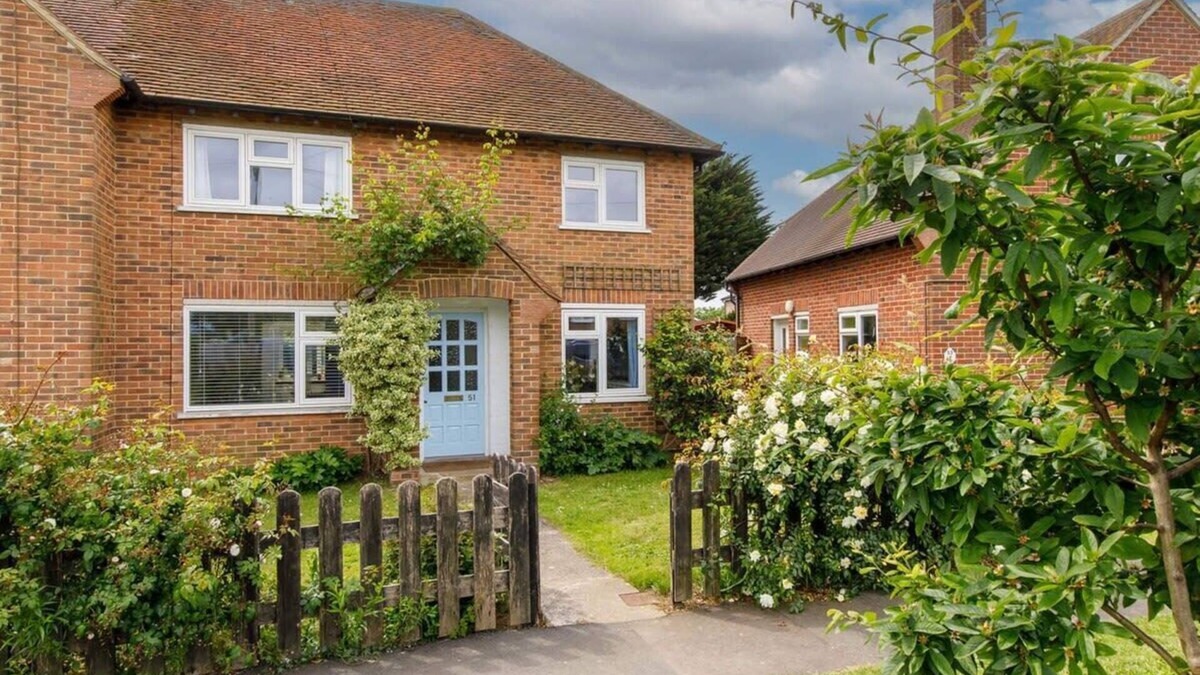 West Wittering House | Lovely home short walk to West Wittering beach