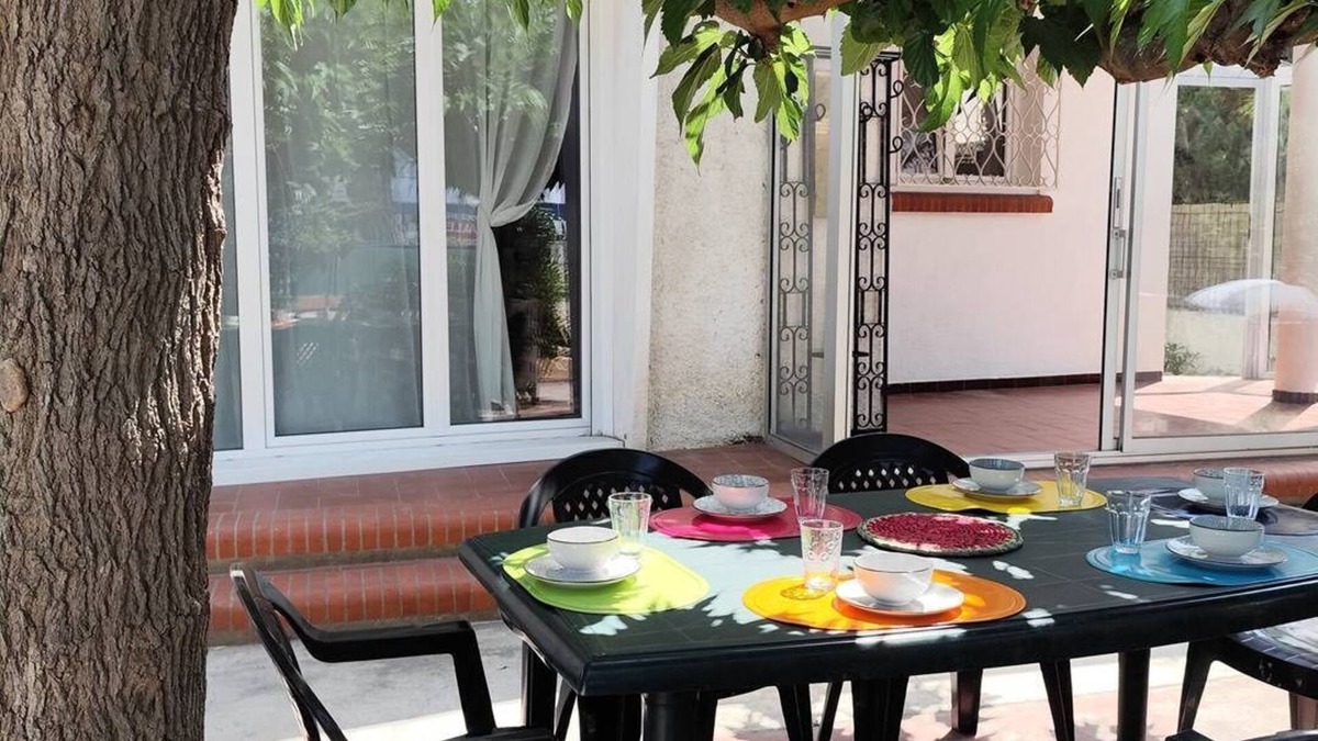 La Jetee House | Lovely house with three bedrooms near beach