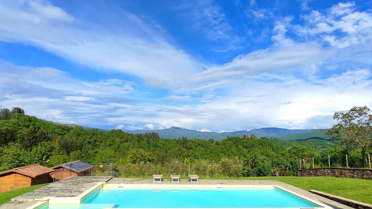 Porrena Villa | Lovely country house with private pool and garden