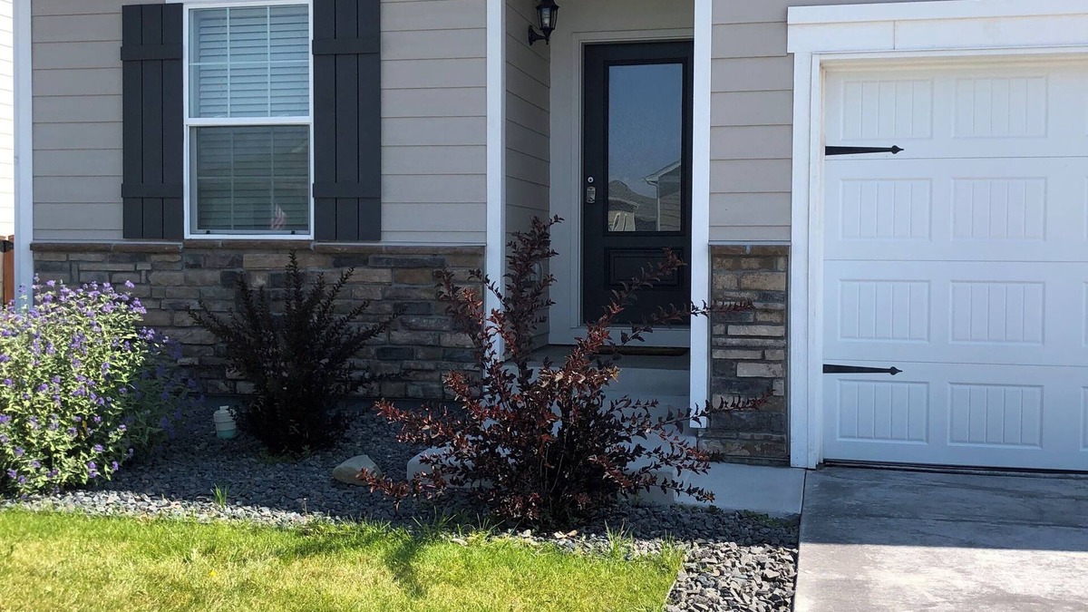 Windsor House | Lovely new construction home in Severance Colorado.