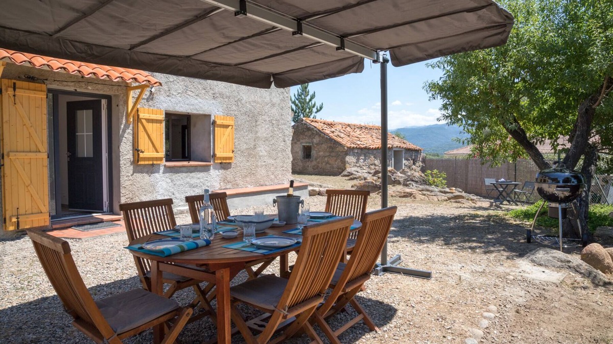 Serra-di-Ferro House | Lovely, quiet house in the countryside close to many beaches