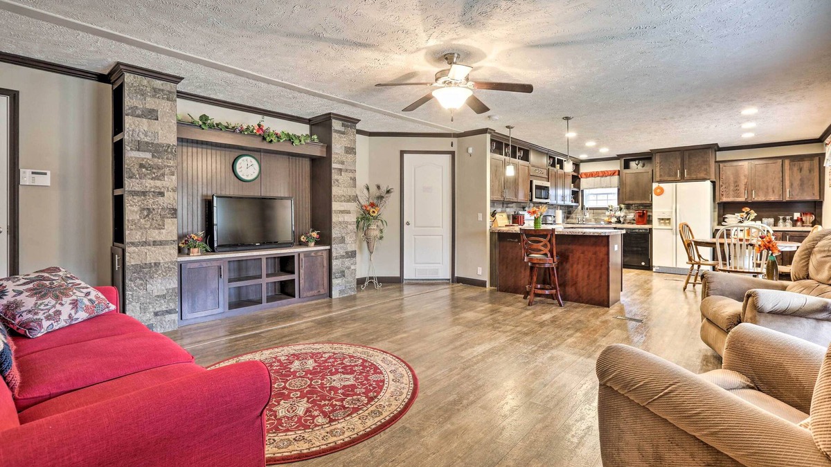Rutland House | Lovely Sadieville Retreat w/Deck & Grill!