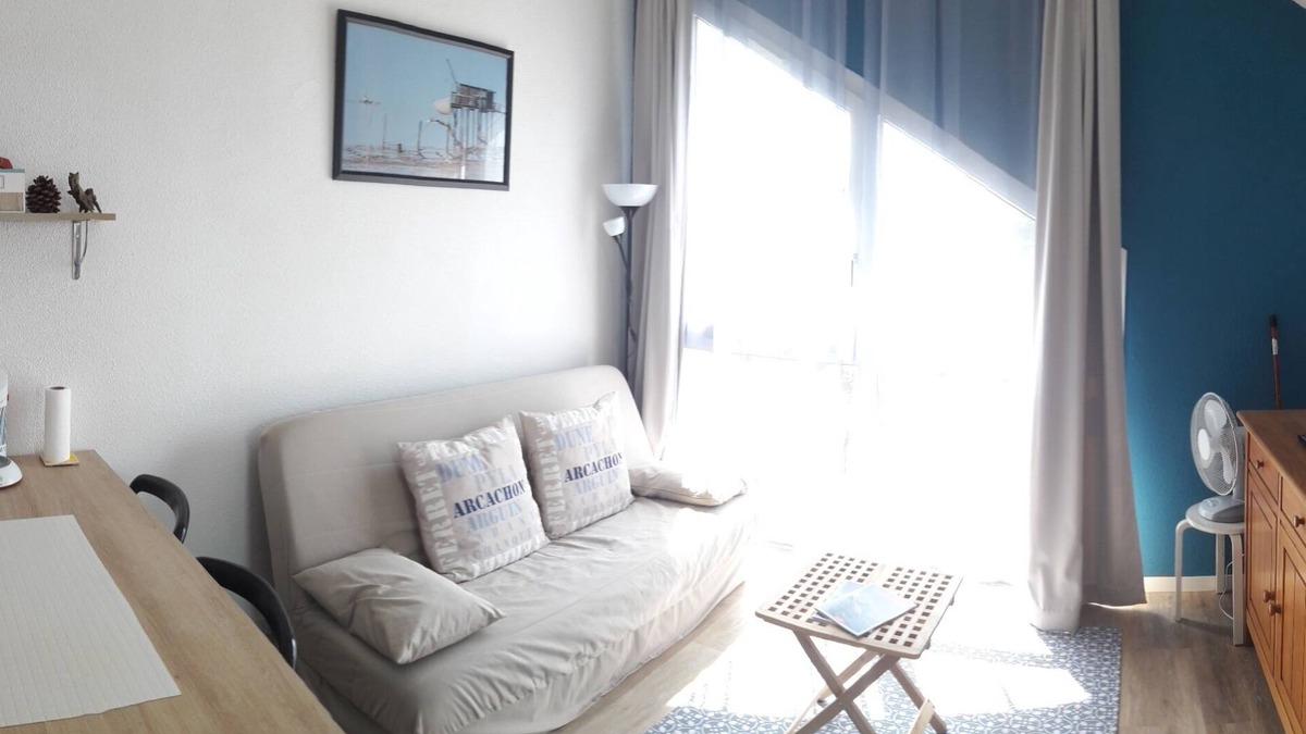 Hourtin Port Apartment | Lovely south-facing T2 with lake view