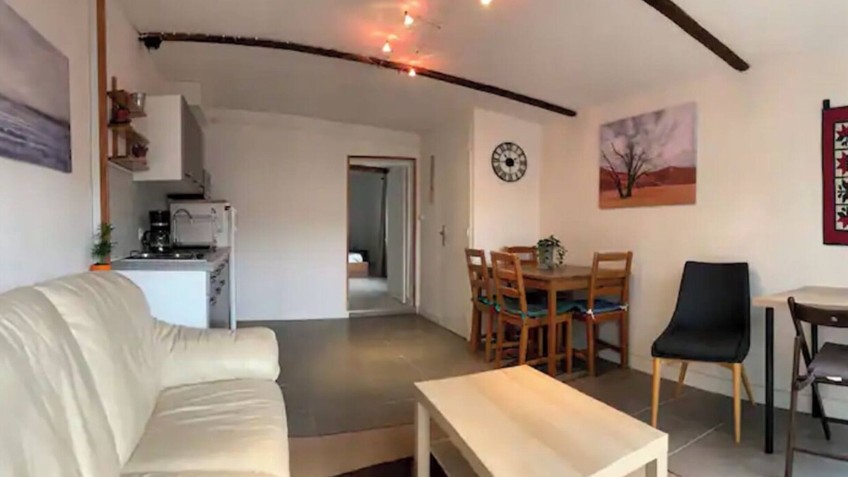 Pessac Apartment | Lovely suite with on-site parking