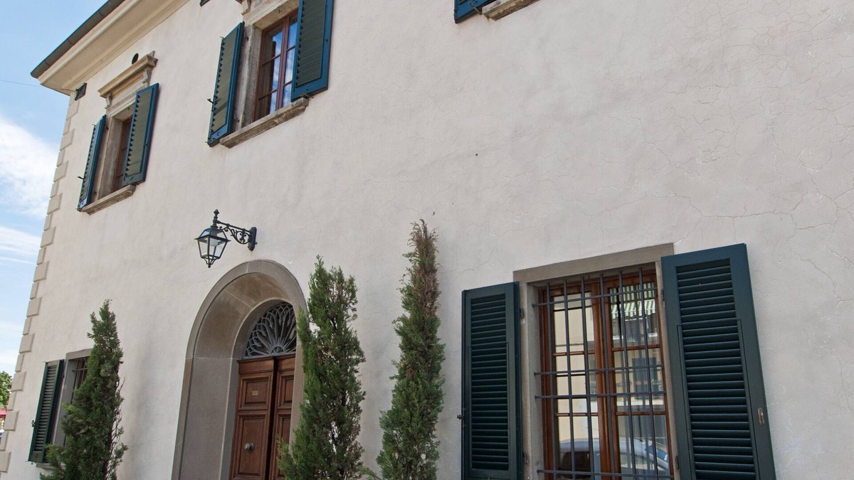 Caprona Villa | Lovely Tuscany in Villamorosa