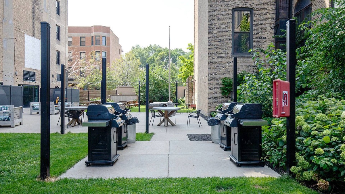 Sheridan Park Apartment | Lovely Uptown 1BR w/Gym w/Boxing Ring, close to Beach, by Blueground