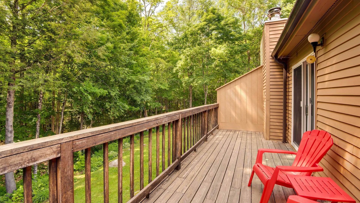 Lincoln Condo | Lovely White Mountains Condo: Hike, Ski & Unwind!