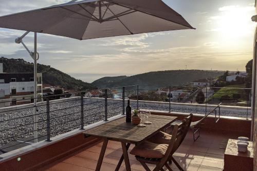 Santana Apartment | LovelyStay - Sesimbra 3BDR Apartment W/Terrace