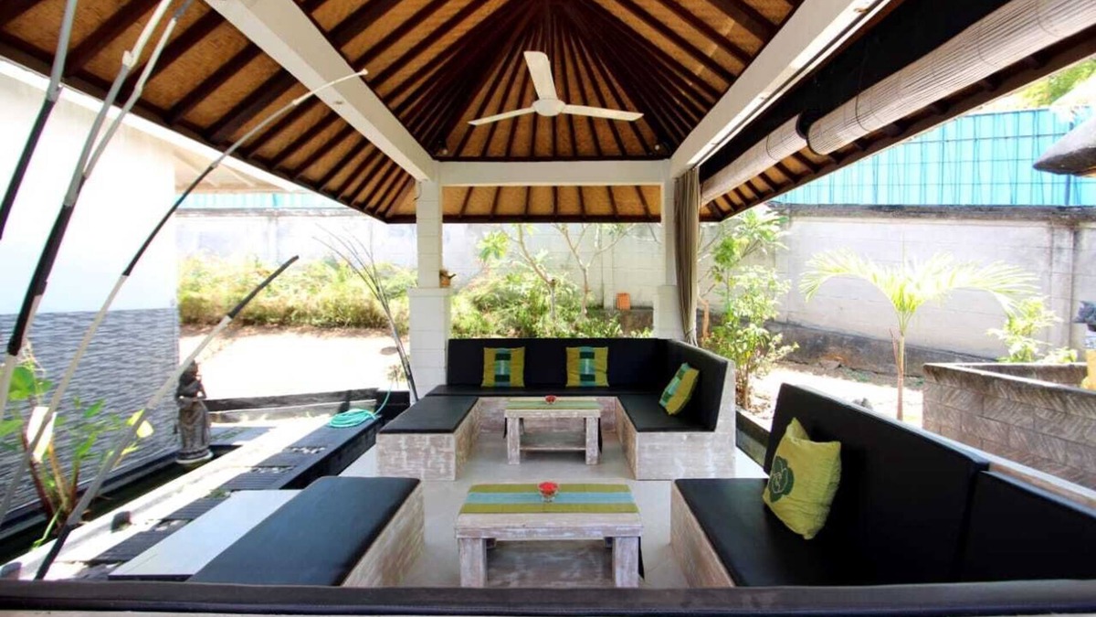 Kalibukbuk Villa | Lovina's best villa at Kayuputih village - get special rate for min stay 7 or 28