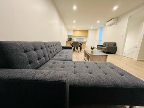 Lower Hutt House | Lower Hutt Central Brand New 3 bedroom 2 Bath Spacious House Balcony Private garage