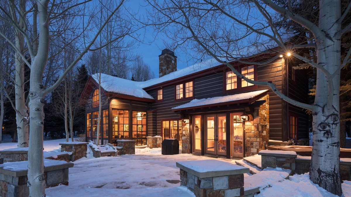 Teton Pines House | LPJH | Bright Bear Lodge | The Perfect Charming Home for your Next Vacation