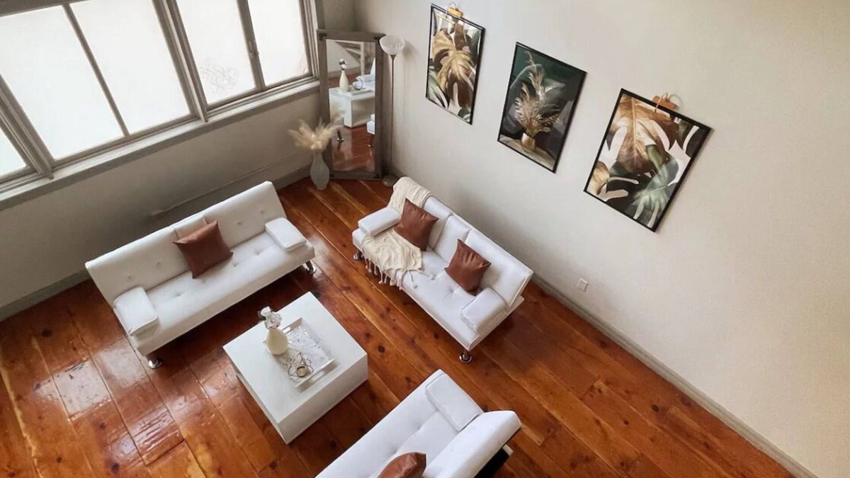 Midtown Apartment | LRG 3 BD Dtown Loft Tailored to Events Sleeps 15